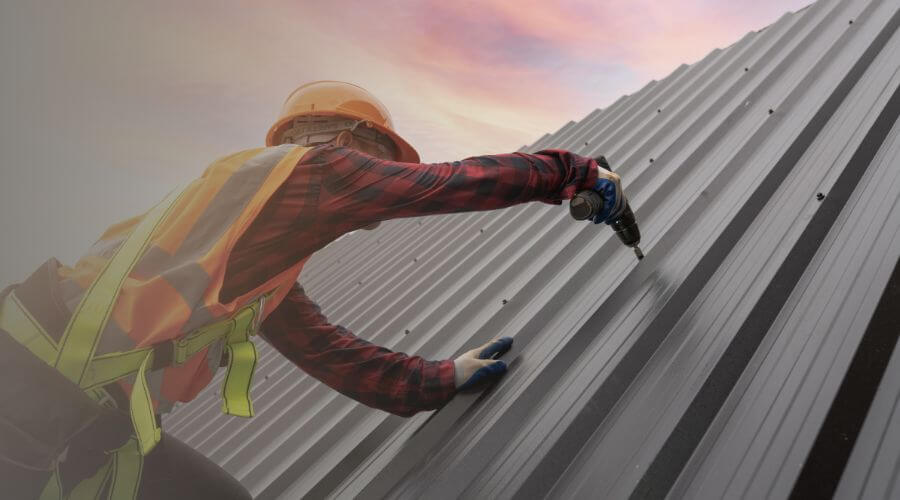 Professional gutter cleaning in Bagdad, AZ